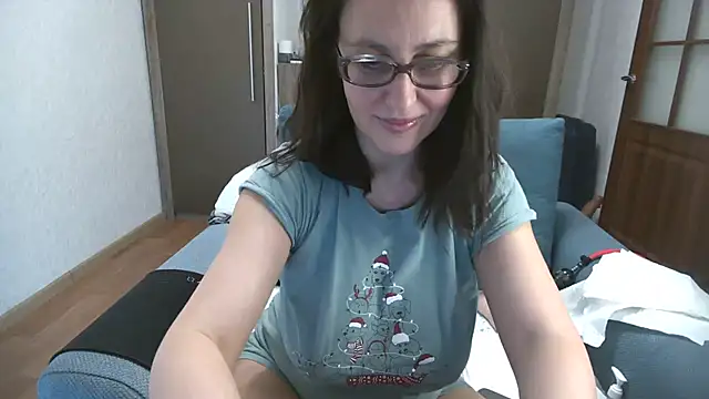 Snapshot of Ulyana72882 chatting on 9, 2, 2025 Ulyana72882 online show from 9, 2, 2025