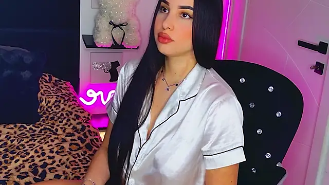 MissAmeliaa online show from 17, 4, 2026