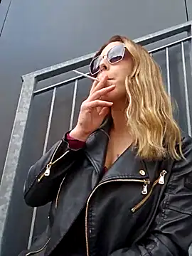 Snapshot of Mia_Railey chatting on 13, 3, 2025 Mia Railey online show from 13, 3, 2025