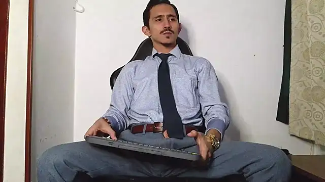 Snapshot of HomeAloneK chatting on 10, 2, 2026 HomeAloneK online show from 10, 2, 2026