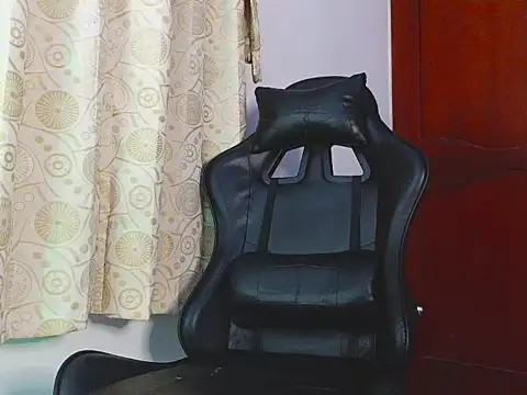 HomeAloneK online show from 21, 5, 2026