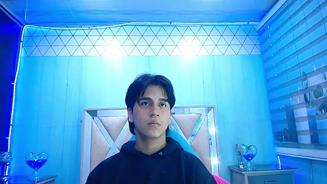 Snapshot of alex_477 chatting on 3, 11, 2025 alex 477 online show from 3, 11, 2025