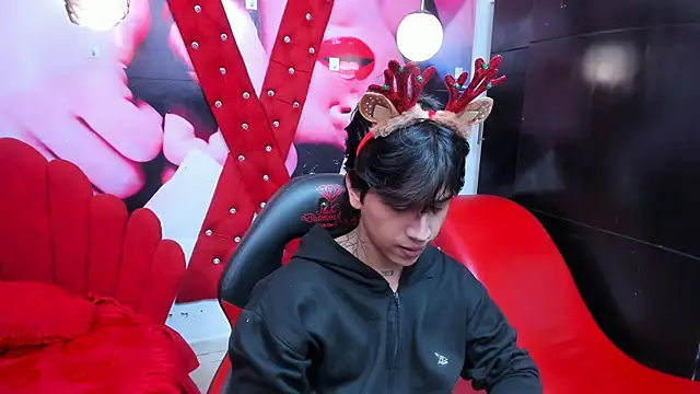 Snapshot of alex_477 chatting on 16, 12, 2025 alex 477 online show from 16, 12, 2025