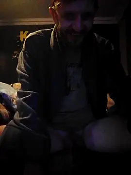 Nawtyslaveteen online show from 7, 3, 2026