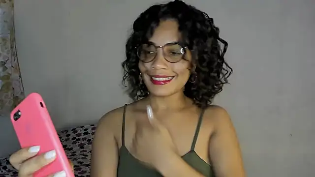 Jade Dorthini online show from 22, 2, 2025