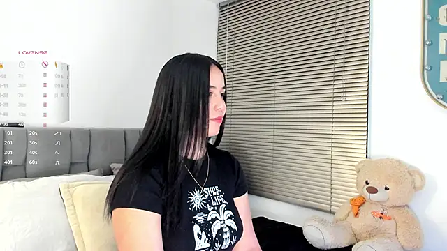 Gigi-bom online show from 21, 10, 2025