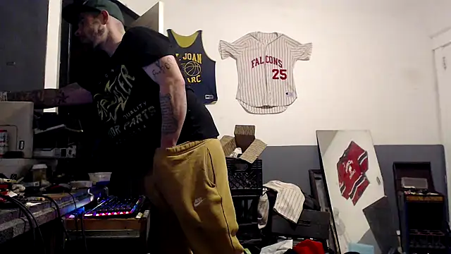 sledge901 online show from 9, 1, 2025