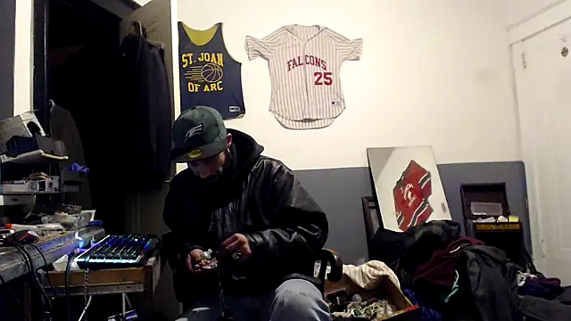 Snapshot of sledge901 chatting on 2, 2, 2025 sledge901 online show from 2, 2, 2025