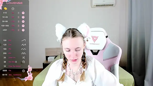 Cowell Adelina online show from 15, 9, 2025