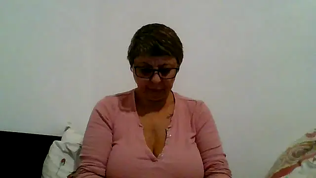 roseblak42 online show from 7, 11, 2025