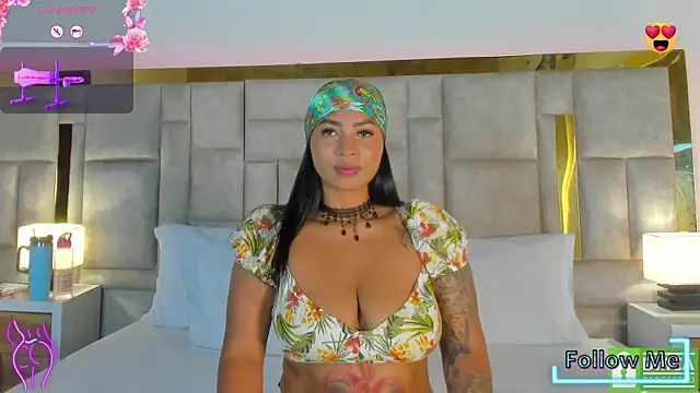 Miss Abigail  online show from 22, 3, 2025