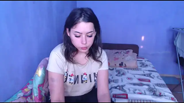 LovelyJulliette online show from 3, 3, 2025