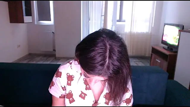 LovelyJulliette online show from 16, 3, 2025