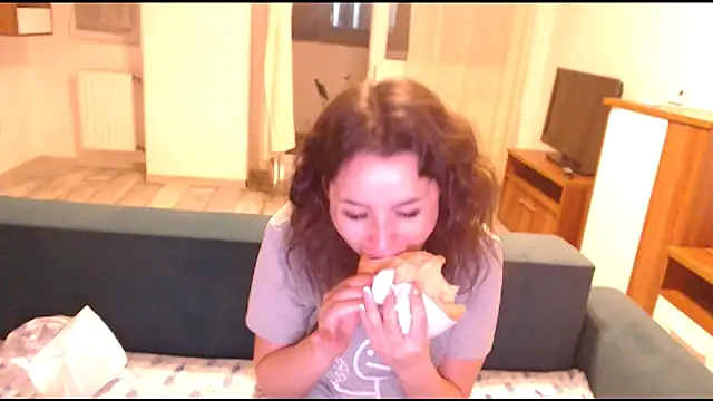 LovelyJulliette online show from 21, 3, 2025