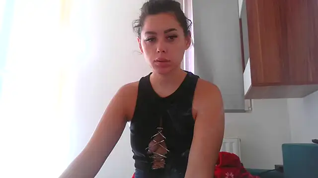 LovelyJulliette online show from 18, 9, 2025