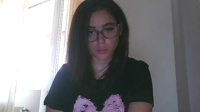 LovelyJulliette online show from 16, 10, 2025