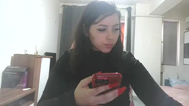 LovelyJulliette online show from 4, 6, 2026