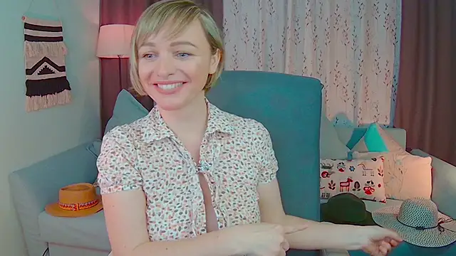 NandiSmile online show from 18, 2, 2025