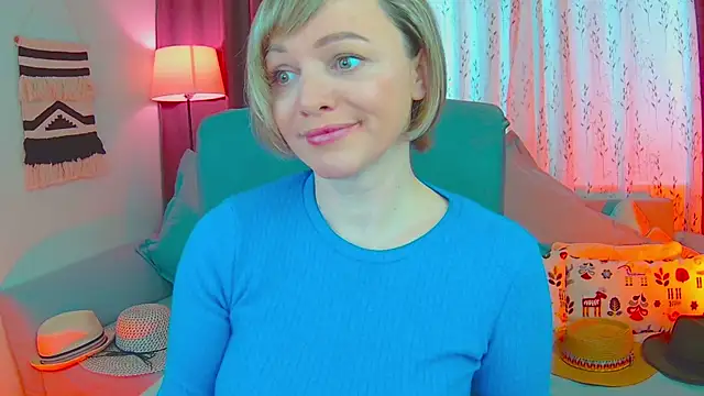 NandiSmile online show from 13, 3, 2025