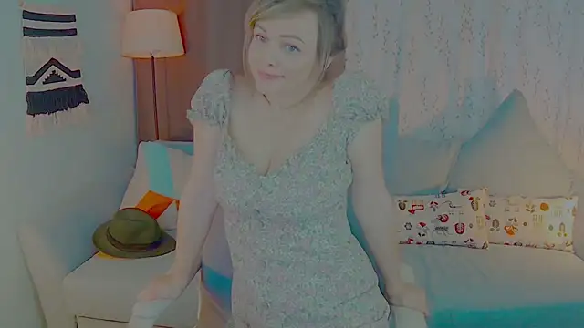 NandiSmile online show from 15, 10, 2025