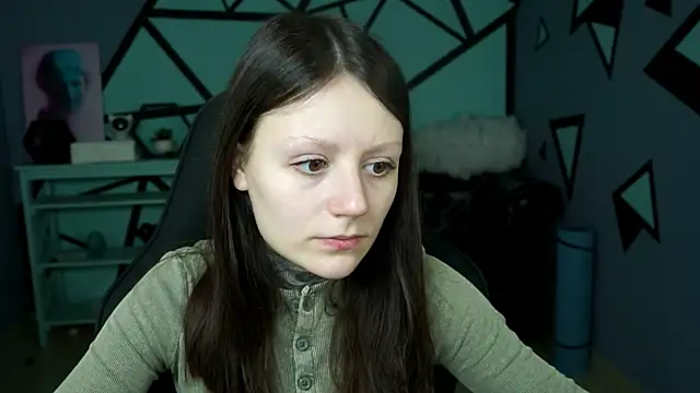 VeliraBraitberg online show from 10, 1, 2025