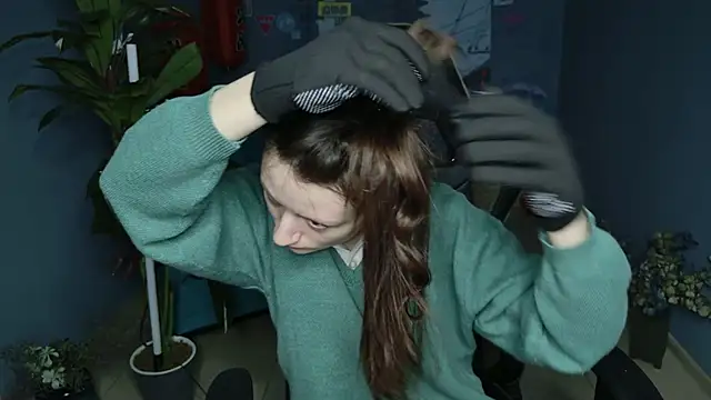 VeliraBraitberg online show from 8, 3, 2025