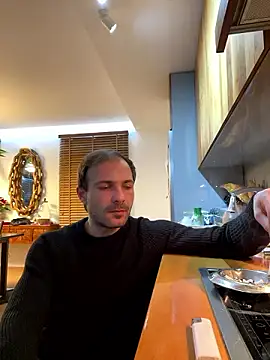 Adventurehotman online show from 6, 12, 2024