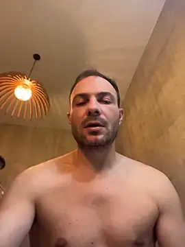 Adventurehotman online show from 2, 4, 2026