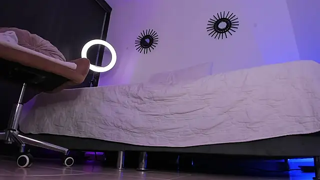 SexyCharlize08 online show from 19, 3, 2025