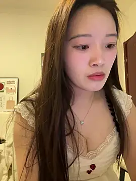 Snapshot of rose-u chatting on 2, 3, 2025 rose-u online show from 2, 3, 2025