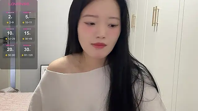 Snapshot of rose-u chatting on 17, 10, 2025 rose-u online show from 17, 10, 2025