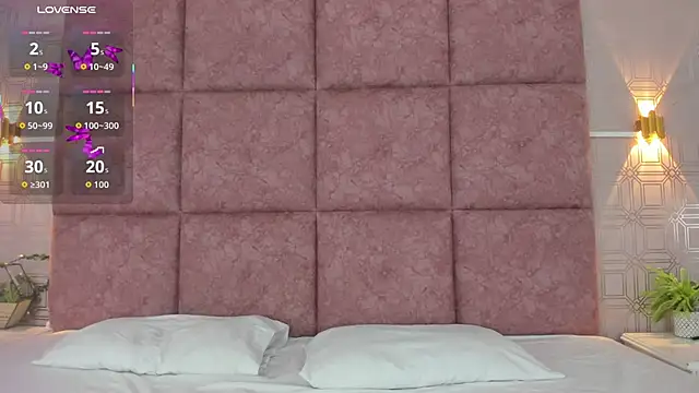 LiaVelez online show from 11, 4, 2026