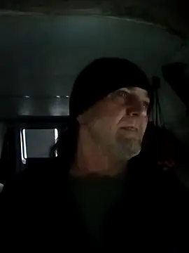 Snapshot of Hotbodyscottie chatting on 5, 12, 2024 Hotbodyscottie online show from 5, 12, 2024