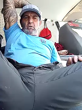 Snapshot of Hotbodyscottie chatting on 16, 12, 2024 Hotbodyscottie online show from 16, 12, 2024