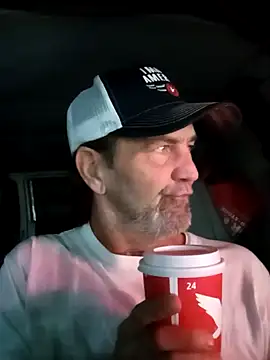 Snapshot of Hotbodyscottie chatting on 18, 12, 2024 Hotbodyscottie online show from 18, 12, 2024