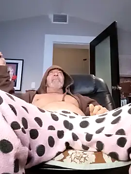 Snapshot of Hotbodyscottie chatting on 18, 2, 2025 Hotbodyscottie online show from 18, 2, 2025