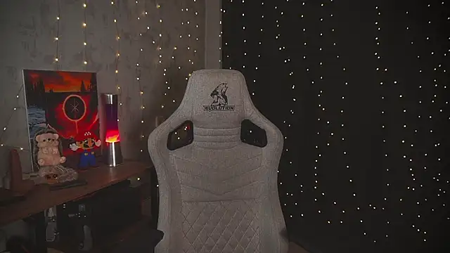 Snapshot of cuteamberlyyy chatting on 24, 10, 2025 cuteamberlyyy online show from 24, 10, 2025