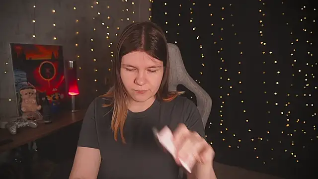 Snapshot of cuteamberlyyy chatting on 18, 12, 2025 cuteamberlyyy online show from 18, 12, 2025