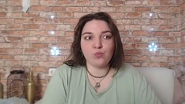 Snapshot of Amelia_Kiss_ chatting on 17, 1, 2025 Amelia Kiss online show from 17, 1, 2025