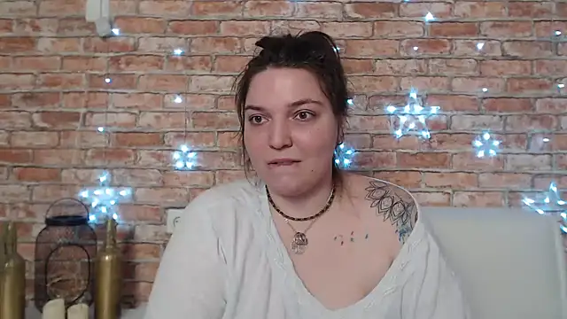 Snapshot of Amelia_Kiss_ chatting on 5, 2, 2025 Amelia Kiss online show from 5, 2, 2025