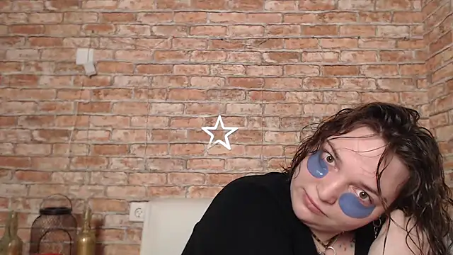 Snapshot of Amelia_Kiss_ chatting on 14, 2, 2025 Amelia Kiss online show from 14, 2, 2025