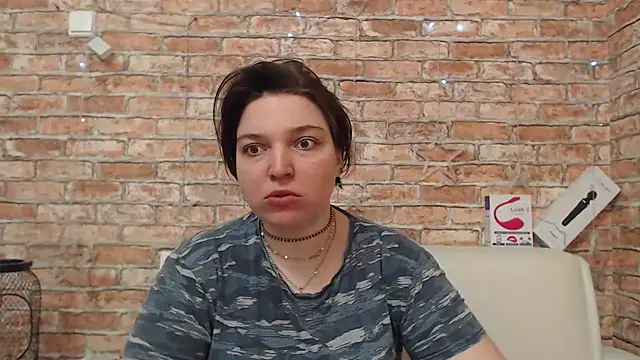 Amelia Kiss  online show from 2, 4, 2026