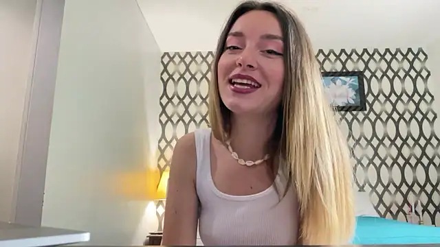 SirenaBelle online show from 9, 2, 2025