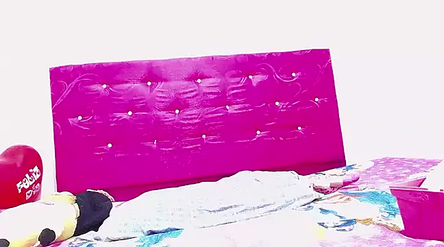 candy dustano691 online show from 27, 12, 2024