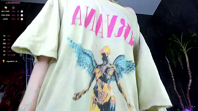 Snapshot of little_grinch666 chatting on 22, 1, 2025 little grinch666 online show from 22, 1, 2025