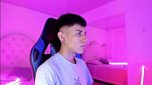 Levin Hikaru online show from 21, 1, 2025