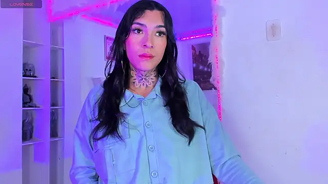 Snapshot of Camila_Coxx chatting on 16, 10, 2025 Camila Coxx online show from 16, 10, 2025