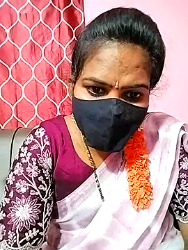 melina214 online show from 4, 3, 2025