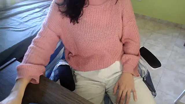 Snapshot of samantha_s69 chatting on 1, 10, 2025 samantha s69 online show from 1, 10, 2025