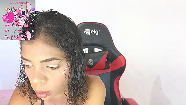 ElisaBoyer online show from 26, 4, 2026